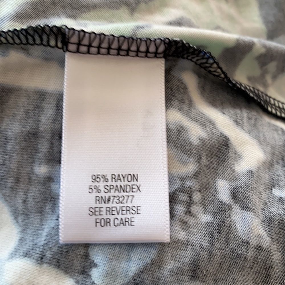 Dana Buchman Women Blouse   - Picture 7 of 7